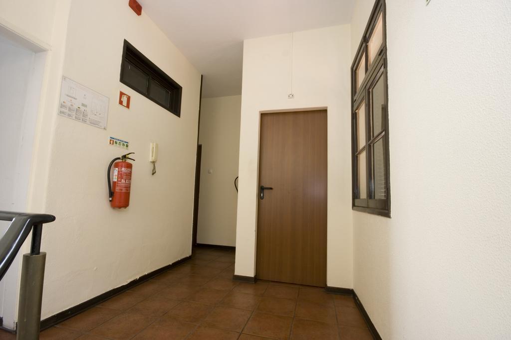 Residencial Funchal Hotel Bagian luar foto