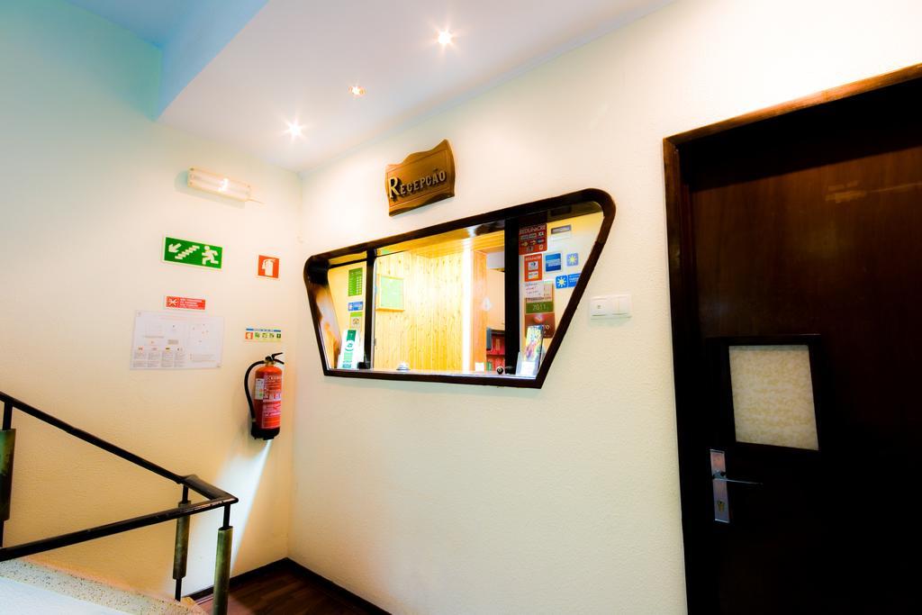 Residencial Funchal Hotel Bagian luar foto