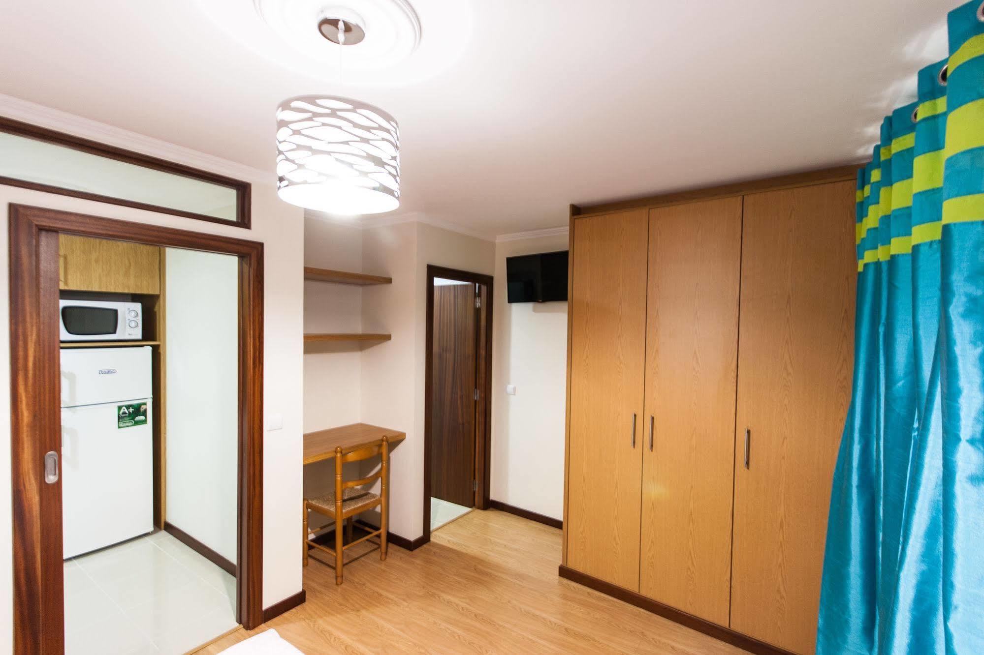 Residencial Funchal Hotel Bagian luar foto