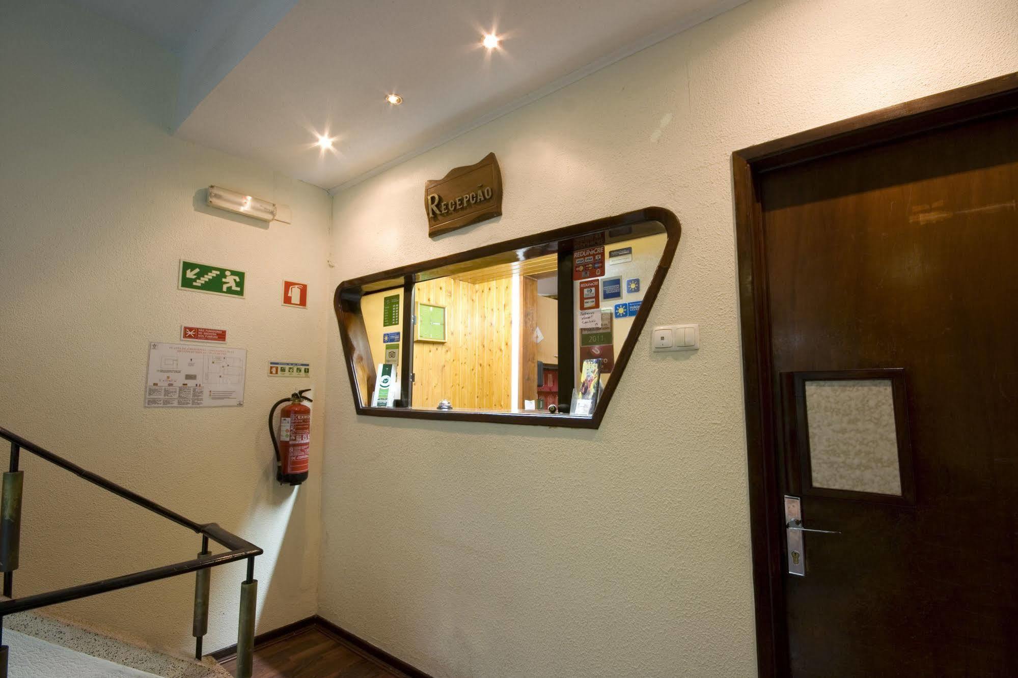 Residencial Funchal Hotel Bagian luar foto